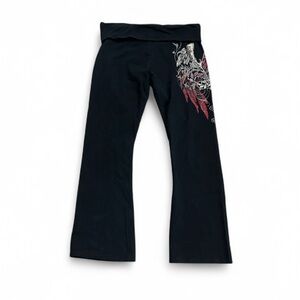 Black Foldover Flared Yoga Pants with Red Graphic Detail